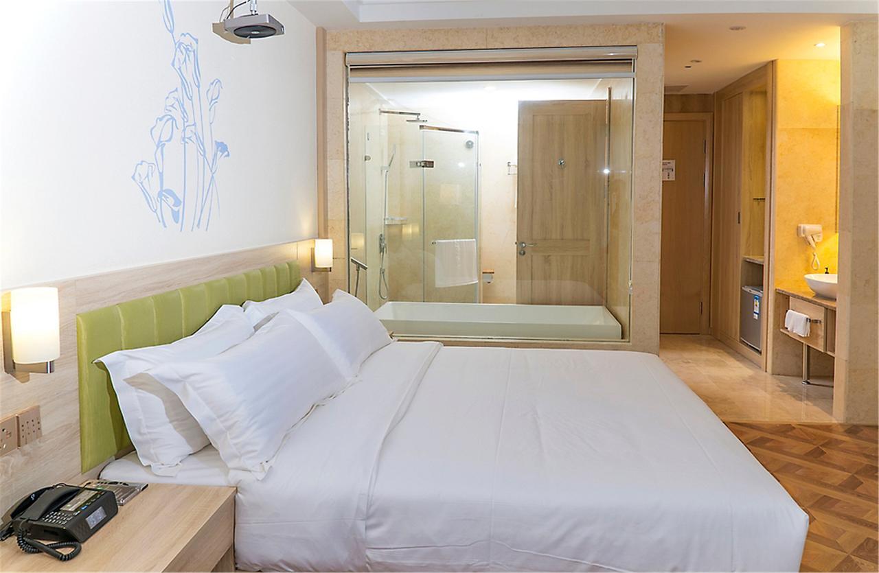 Ibis Styles Nantong Development Zone Shimao Plaza Hotel Exterior foto