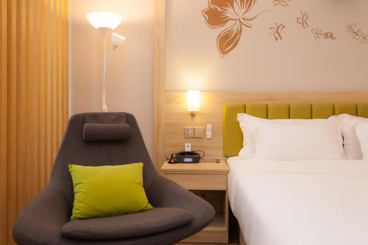 Ibis Styles Nantong Development Zone Shimao Plaza Hotel Exterior foto