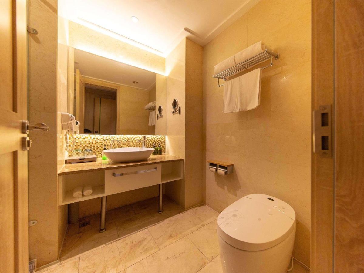 Ibis Styles Nantong Development Zone Shimao Plaza Hotel Exterior foto